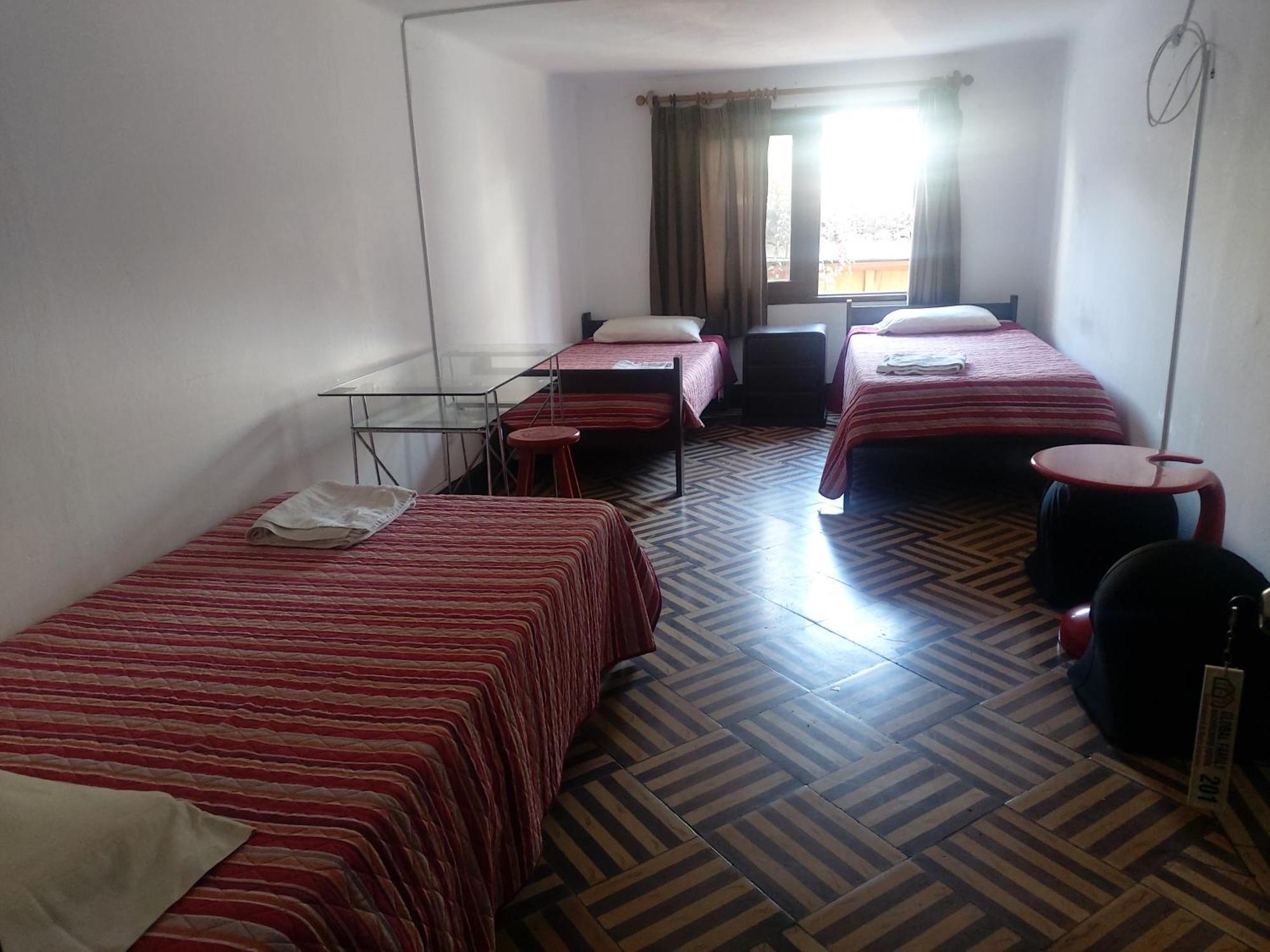 Global Family Backpackers Hostel ลิมา ภายนอก รูปภาพ